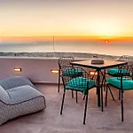 Santorini Soul (adults Only) Pýrgos