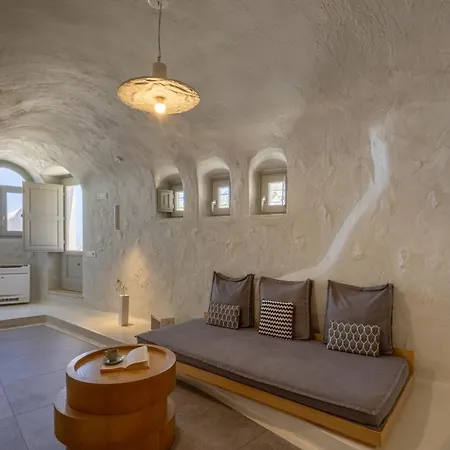 Santorini Soul (adults Only) * Pýrgos
